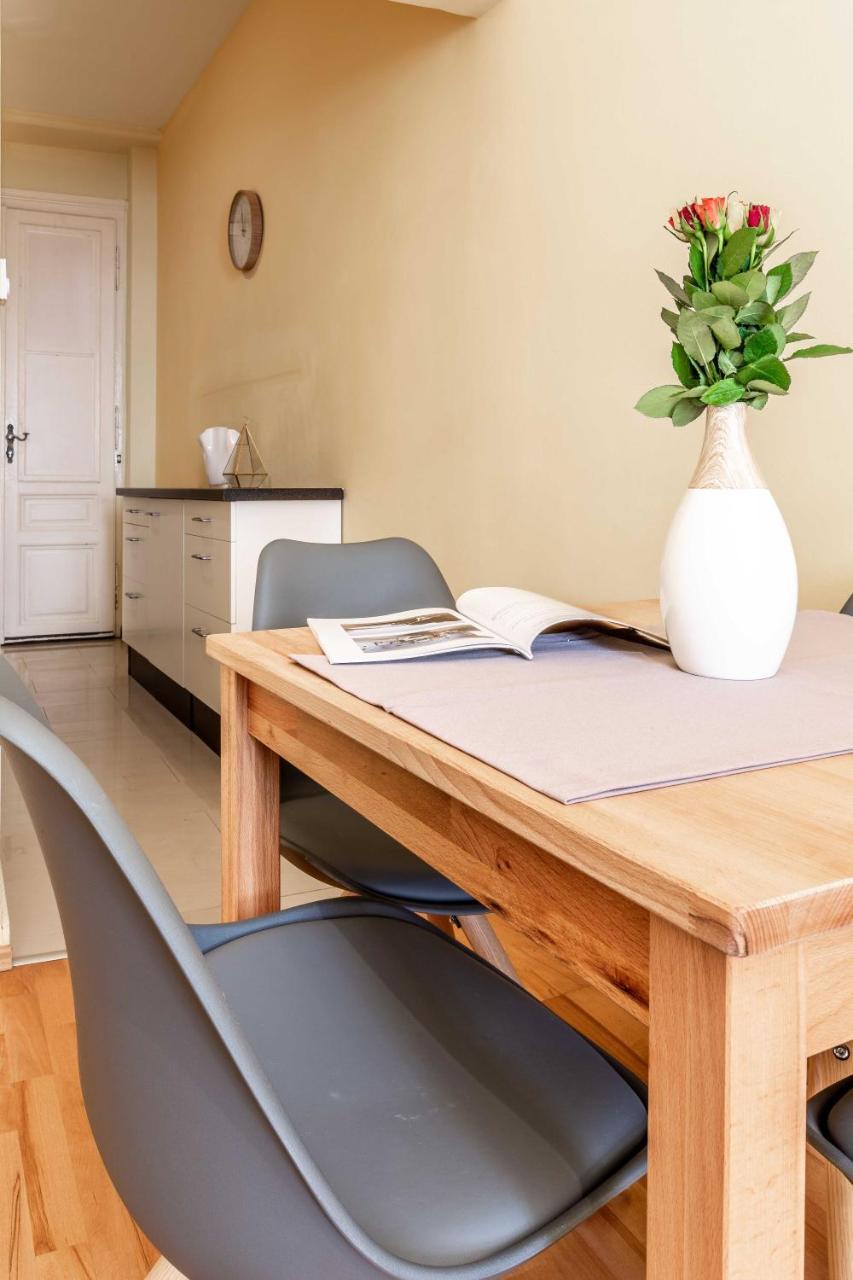 Holiday & Business Apartments 1140 Виена Екстериор снимка